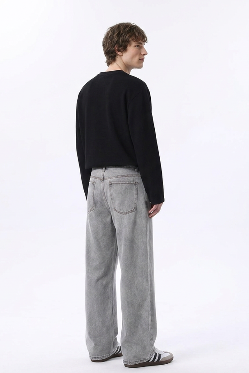 Men's Relaxed Straight Leg Jeansv