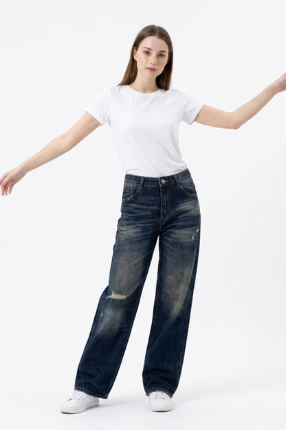 Women's Vintage Washed Distressed Straight-Leg Jeans