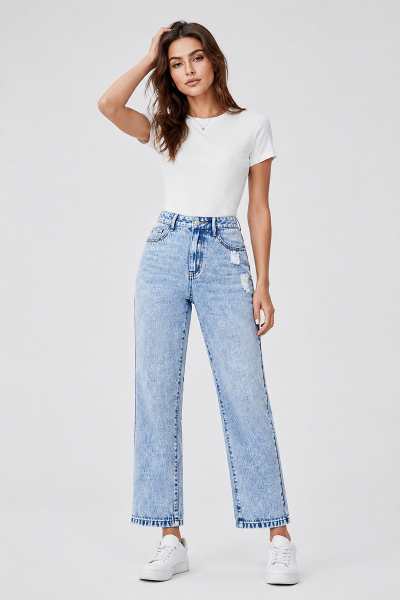 Women's vintage ripped ankle-length slim-fit jeans