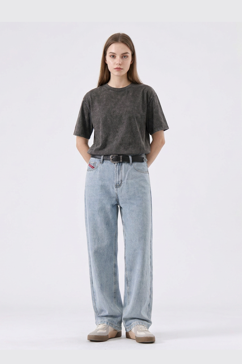 Women's Classic Bleach Wash High Waist Straight Leg Jeans