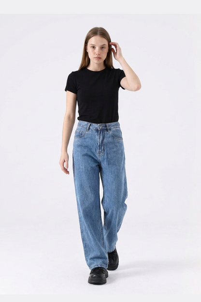 Women's Classic Wash High Waist Straight Leg Jeans