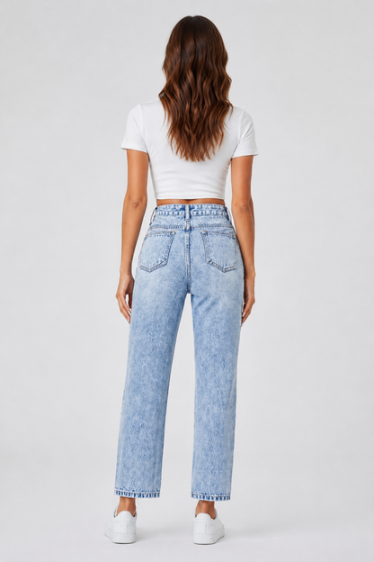 Women's vintage ripped ankle-length slim-fit jeans