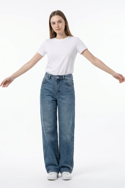 Women's Vintage Wash High Waist Straight Leg Jeans