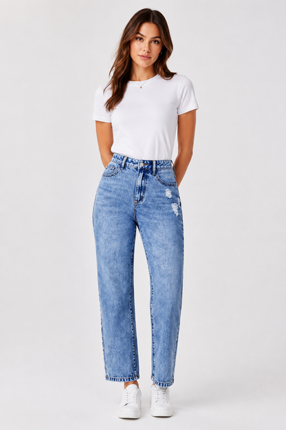 Women's vintage ripped ankle-length slim-fit jeans