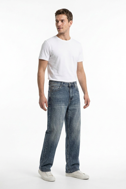 Men's Vintage Wash Relaxed Straight Leg Jeans