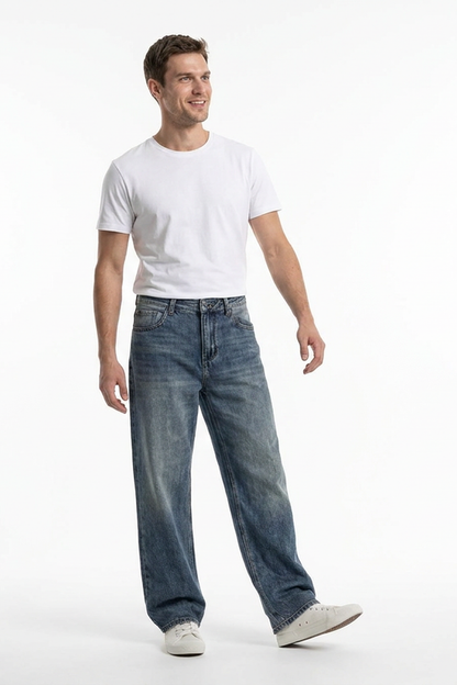 Men's Vintage Wash Relaxed Straight Leg Jeans