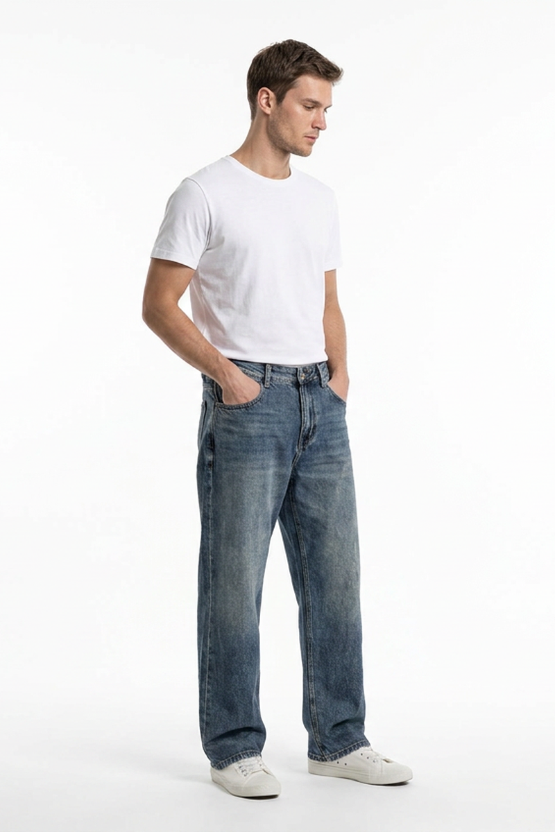 Men's Vintage Wash Relaxed Straight Leg Jeans