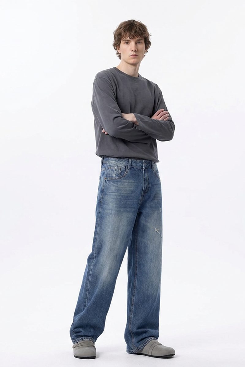 Men's Relaxed Straight Leg Jeans
