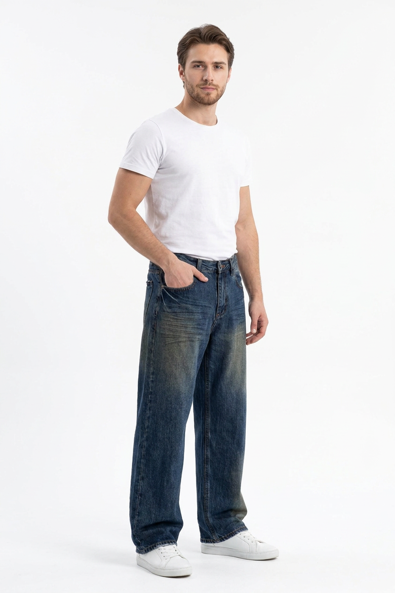 Men's Washed Relaxed Straight Leg Jeans