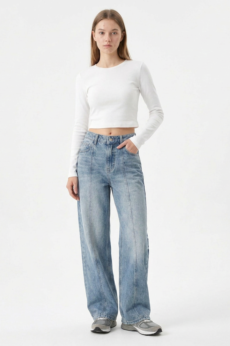 Women's Vintage Wash Paneled Wide-Leg Jeans