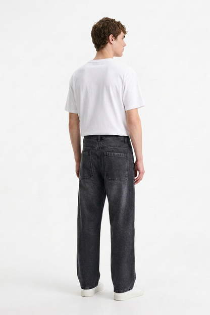 Men's Vintage Wash Relaxed Fit Straight-Leg Jeans