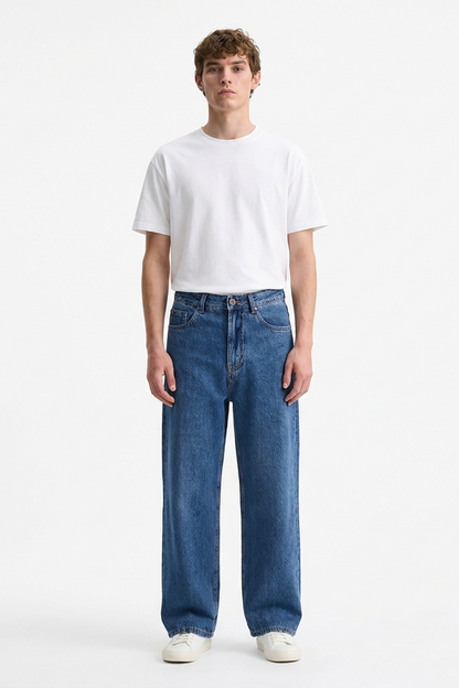 Men's Classic Mid Blue Straight-Leg Jeans