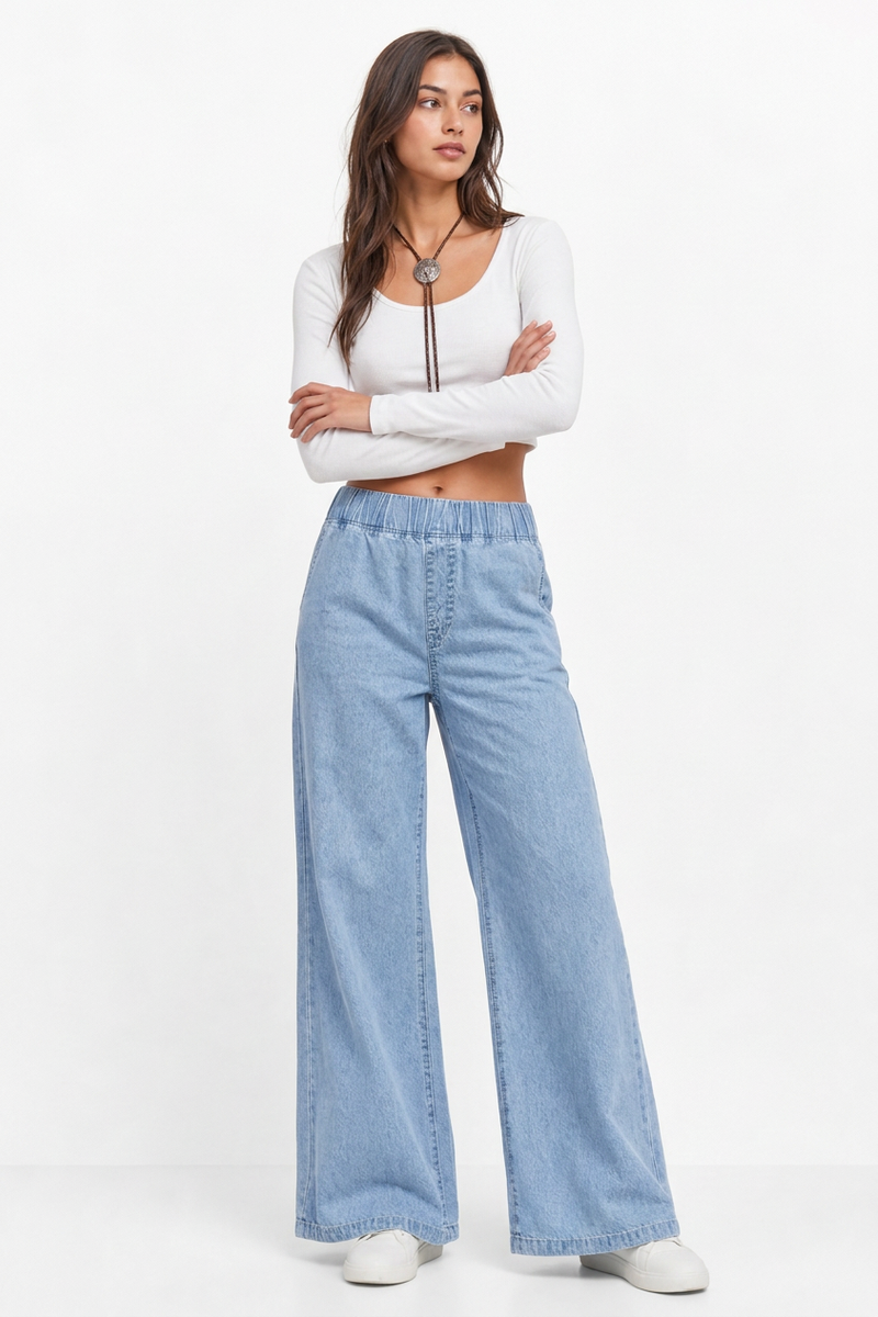 Women's Elastic Waist Wide-Leg Jeans
